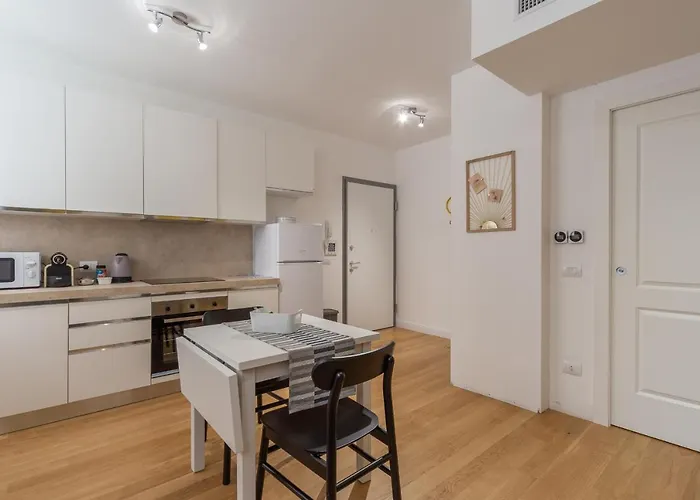 Apartament House Brembo Mediolan